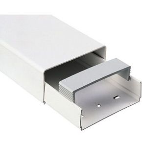 AIR70401 Скоба фиксирующая для короба 70*40мм.